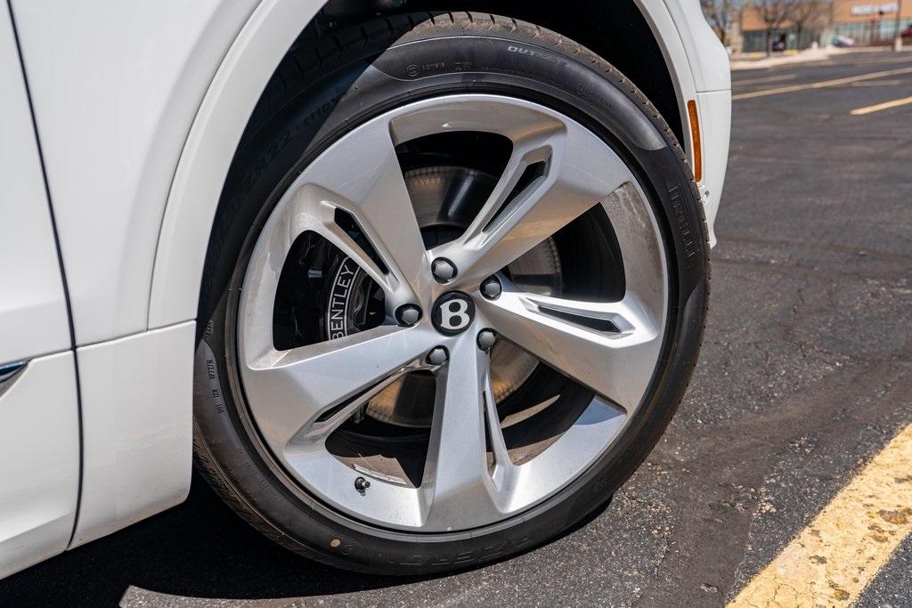 2025 Bentley Bentayga