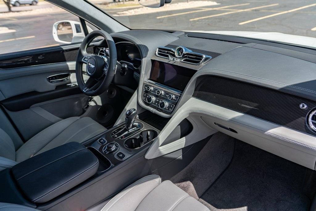 2025 Bentley Bentayga