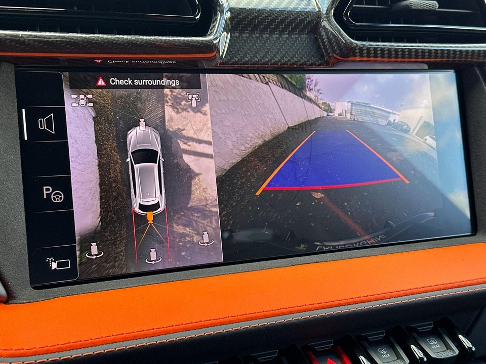 2025 Lamborghini Urus