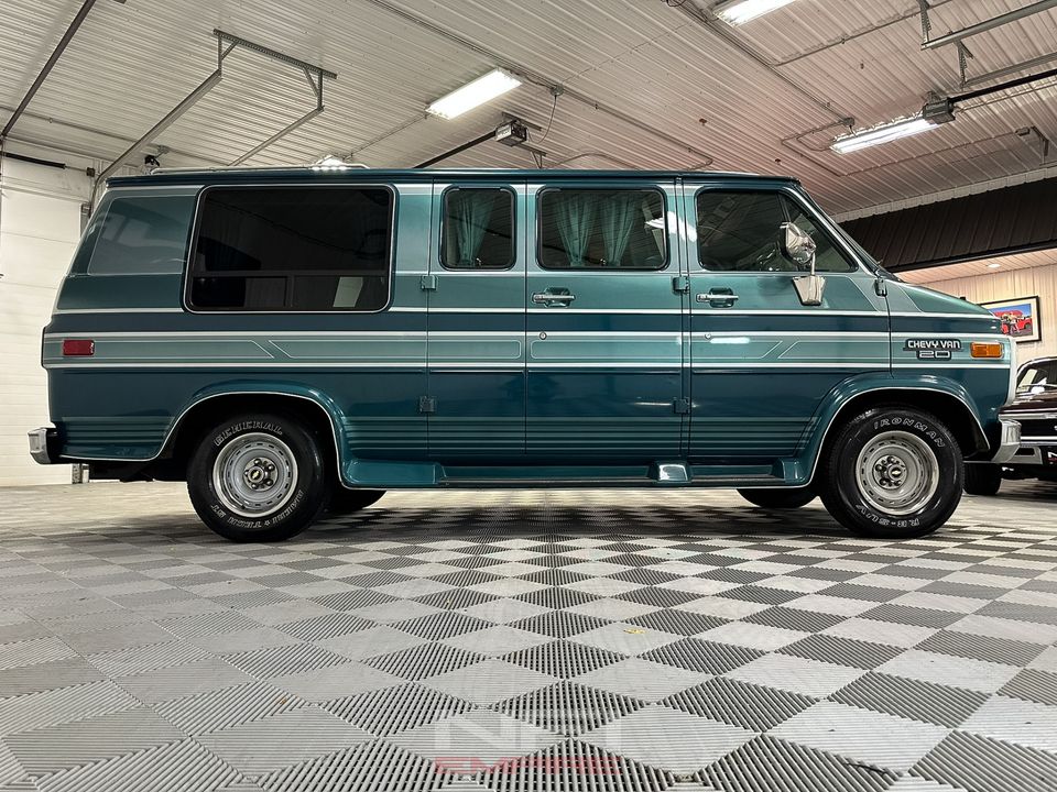 1993 Chevrolet G-Series G20