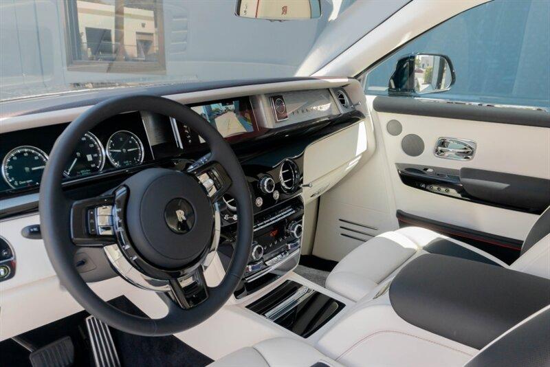 2024 Rolls-Royce Phantom