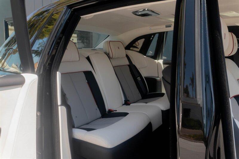 2024 Rolls-Royce Phantom
