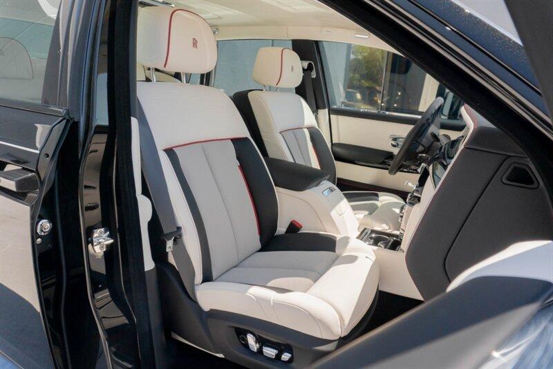 2024 Rolls-Royce Phantom