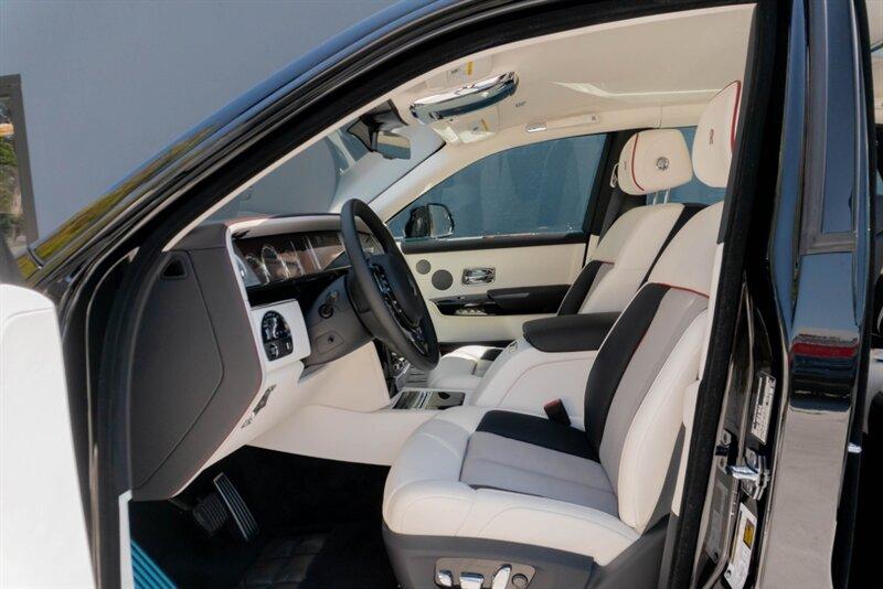 2024 Rolls-Royce Phantom