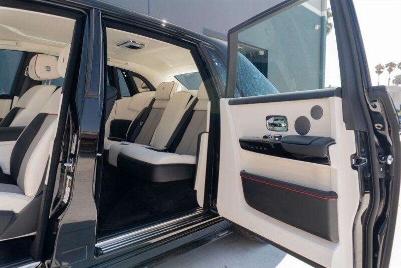 2024 Rolls-Royce Phantom