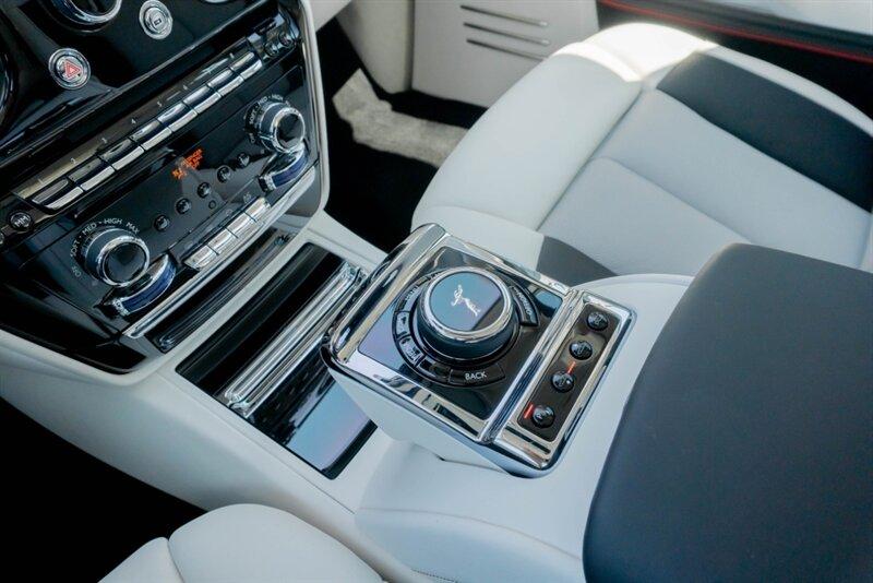 2024 Rolls-Royce Phantom