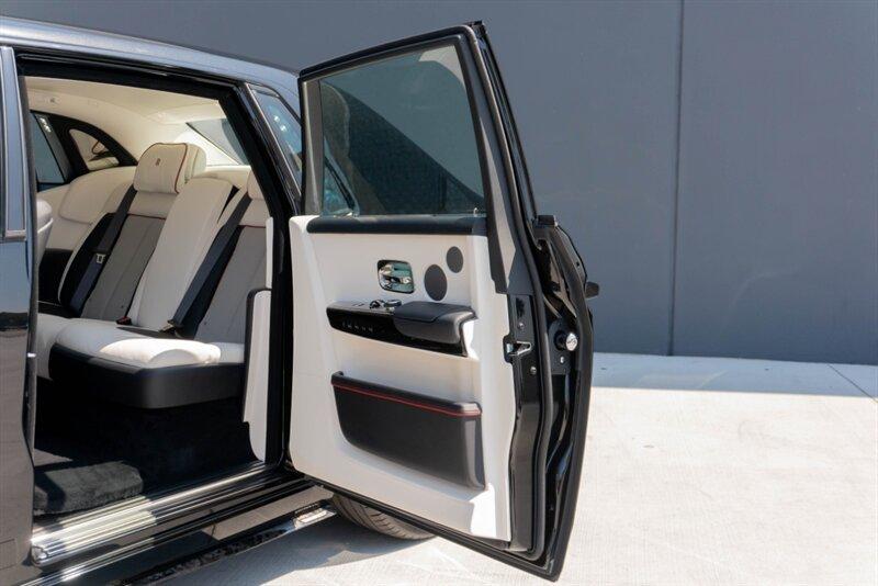 2024 Rolls-Royce Phantom