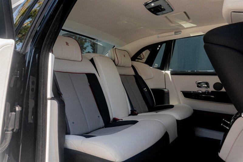 2024 Rolls-Royce Phantom