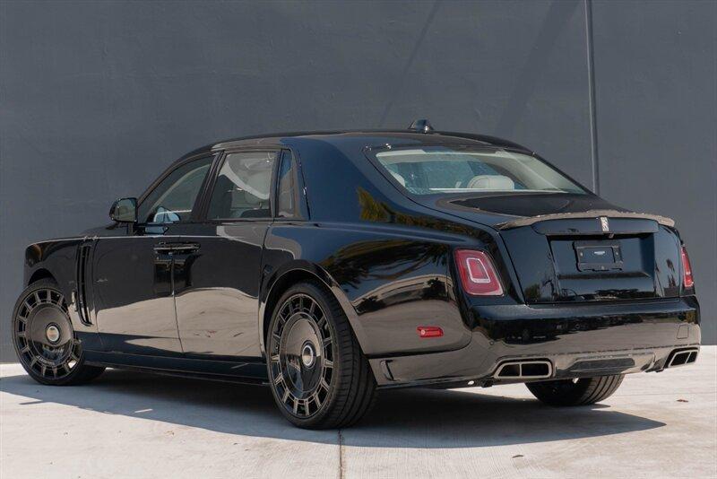 2024 Rolls-Royce Phantom