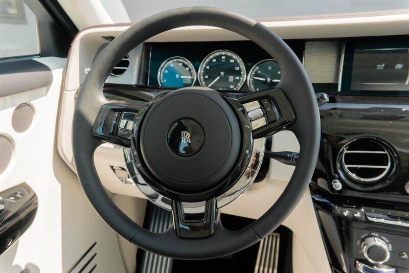 2024 Rolls-Royce Phantom