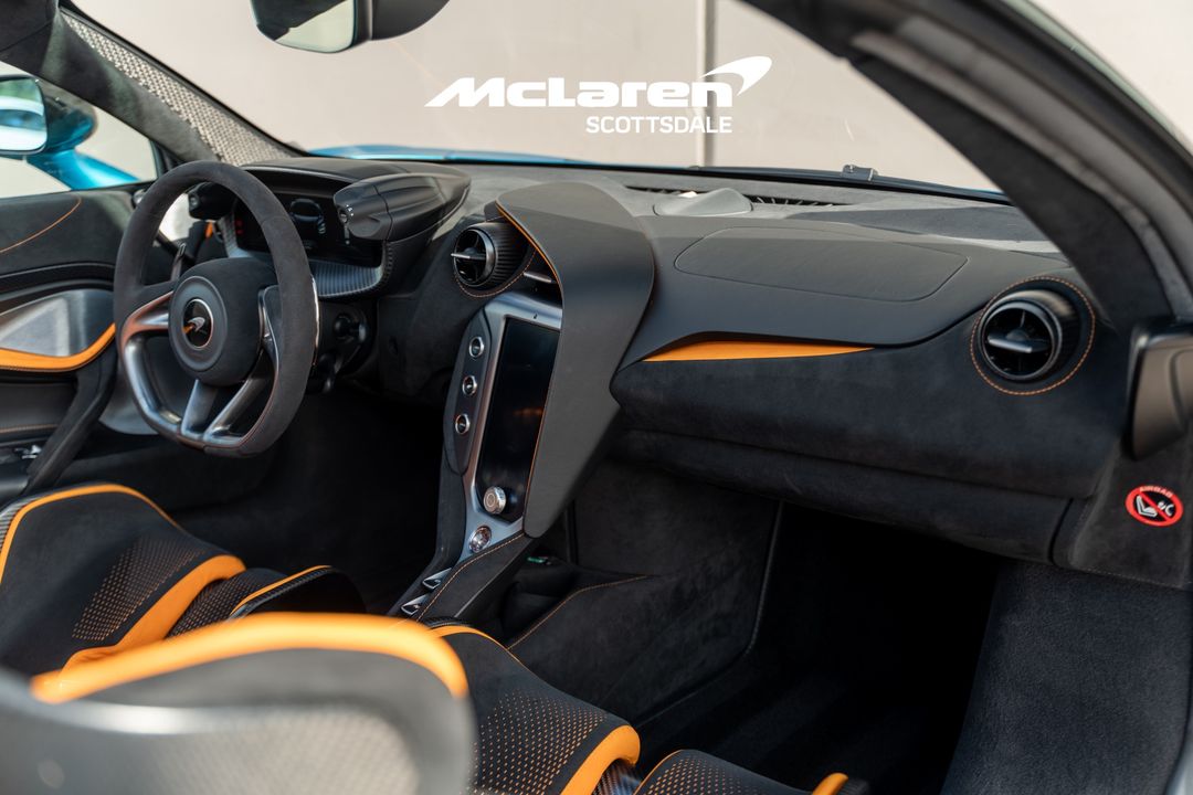 2024 MCLAREN 750S
