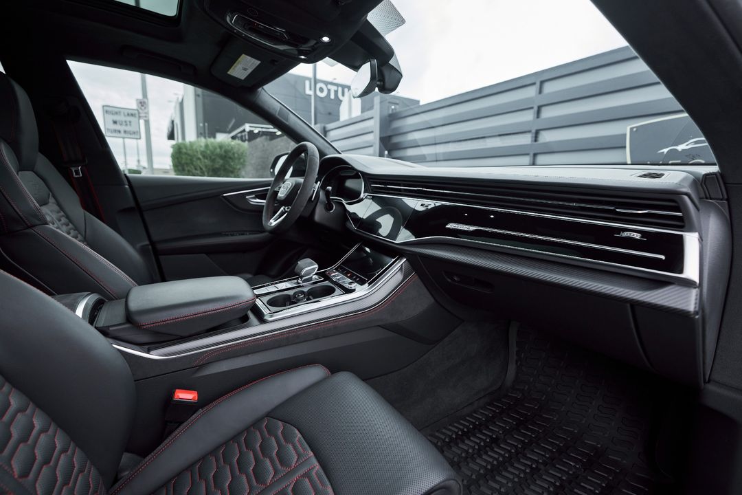2024 Audi RS Q8