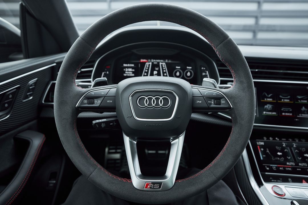 2024 Audi RS Q8