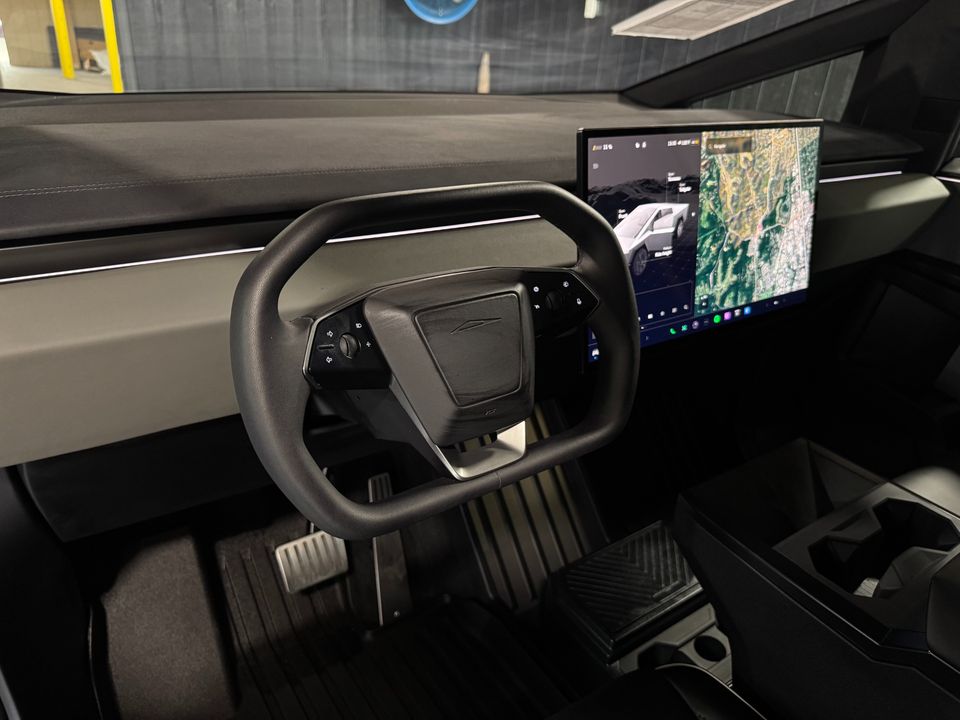 2024 Tesla Cybertruck