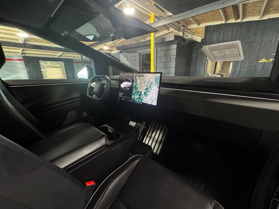 2024 Tesla Cybertruck