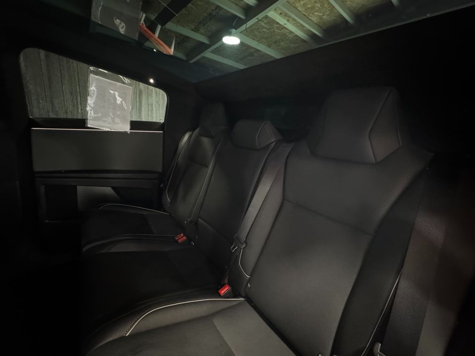 2024 Tesla Cybertruck