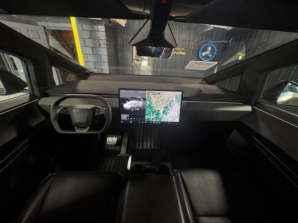 2024 Tesla Cybertruck