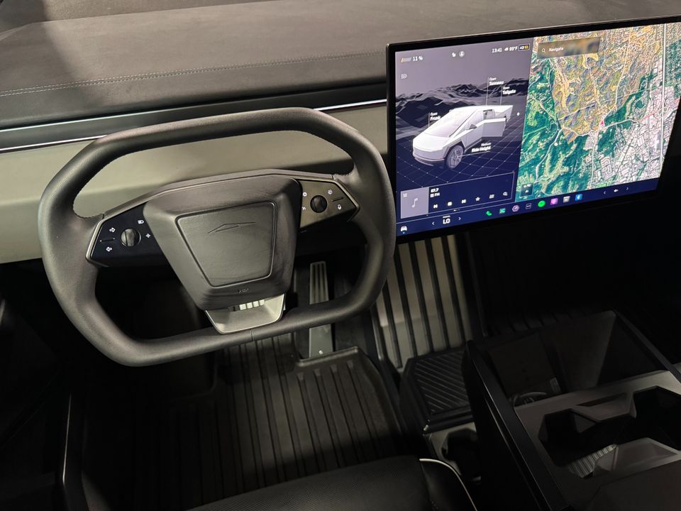 2024 Tesla Cybertruck