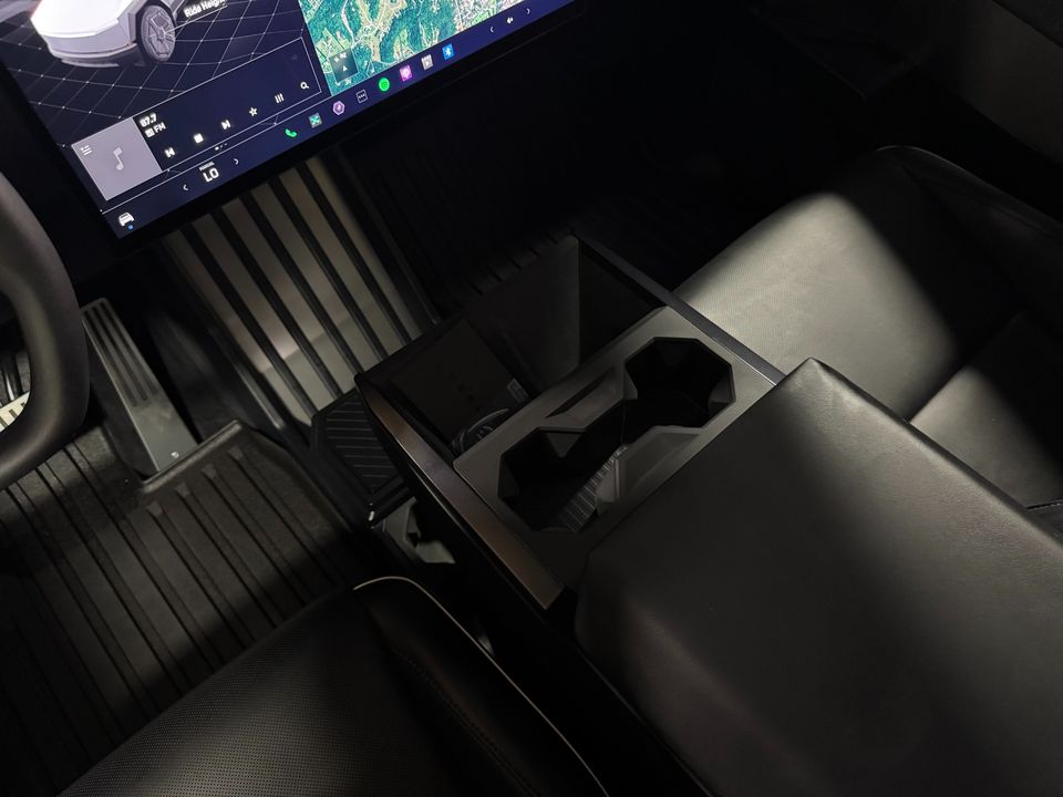 2024 Tesla Cybertruck