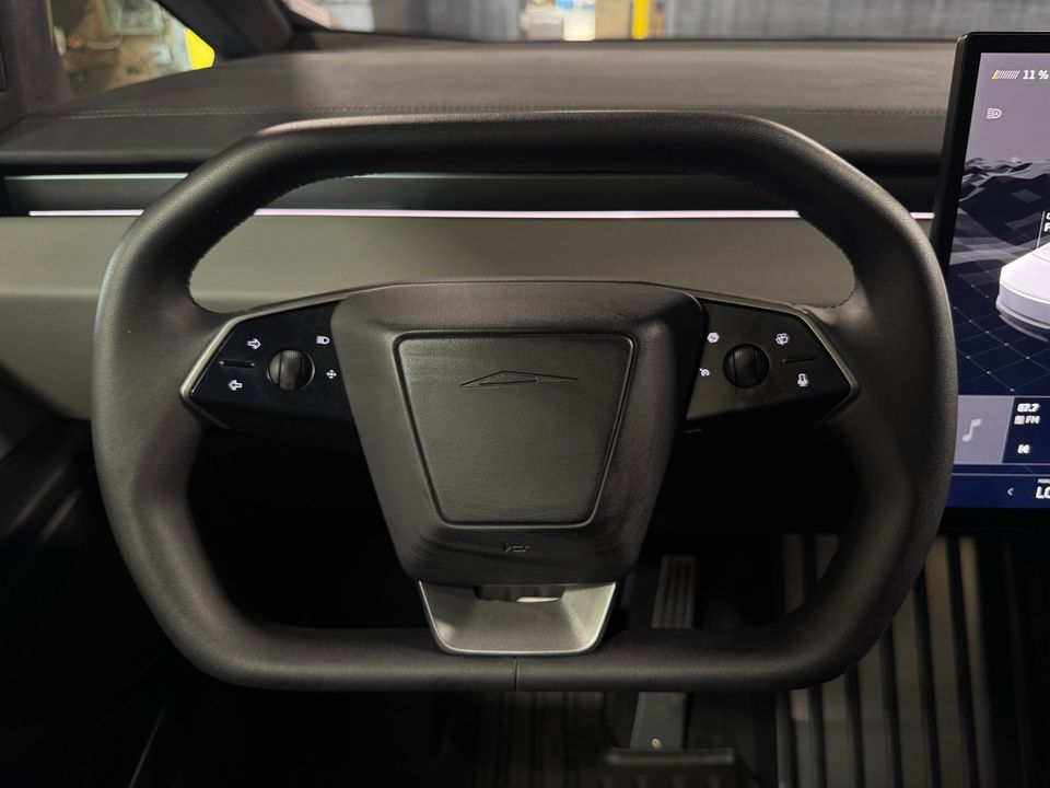 2024 Tesla Cybertruck