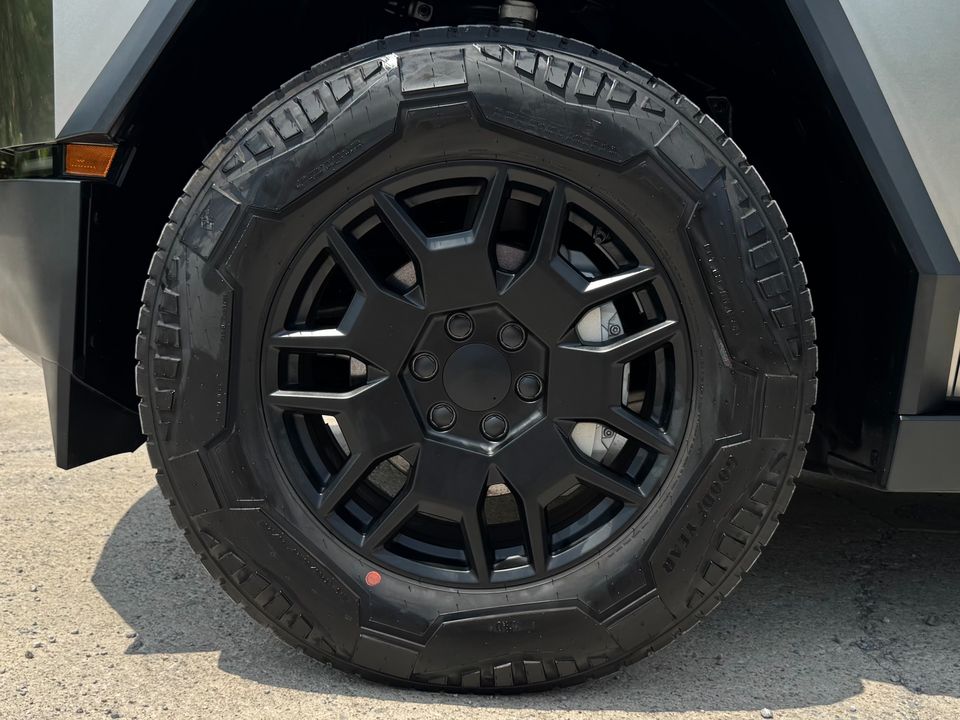 2024 Tesla Cybertruck