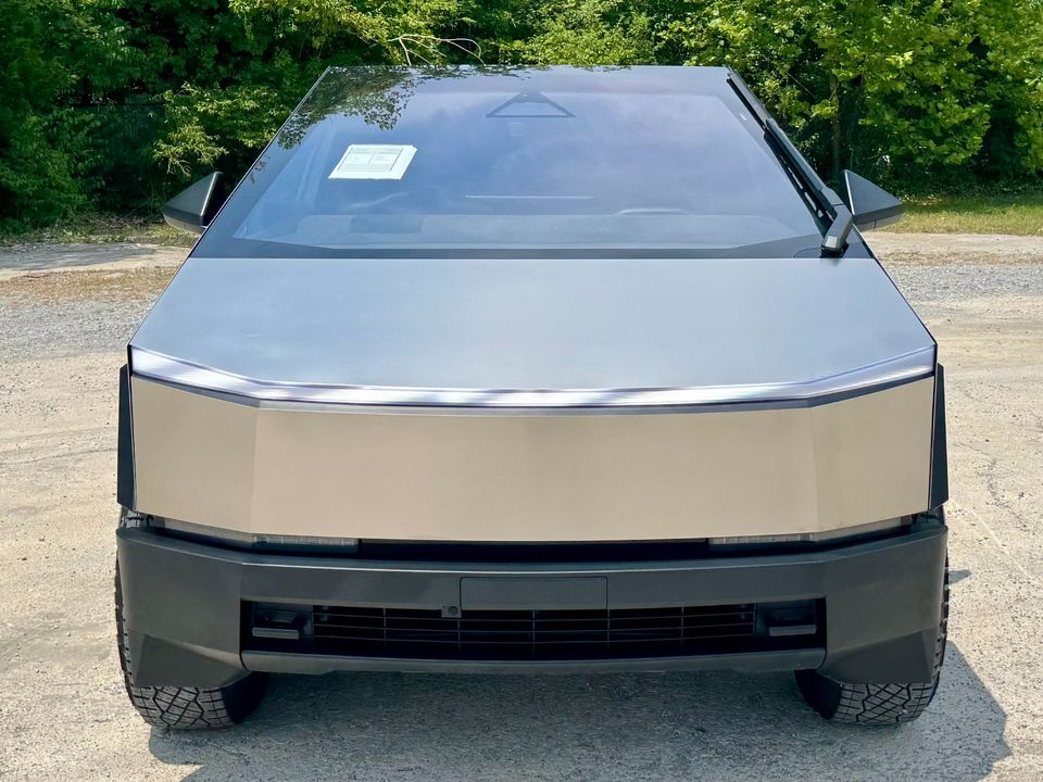 2024 Tesla Cybertruck