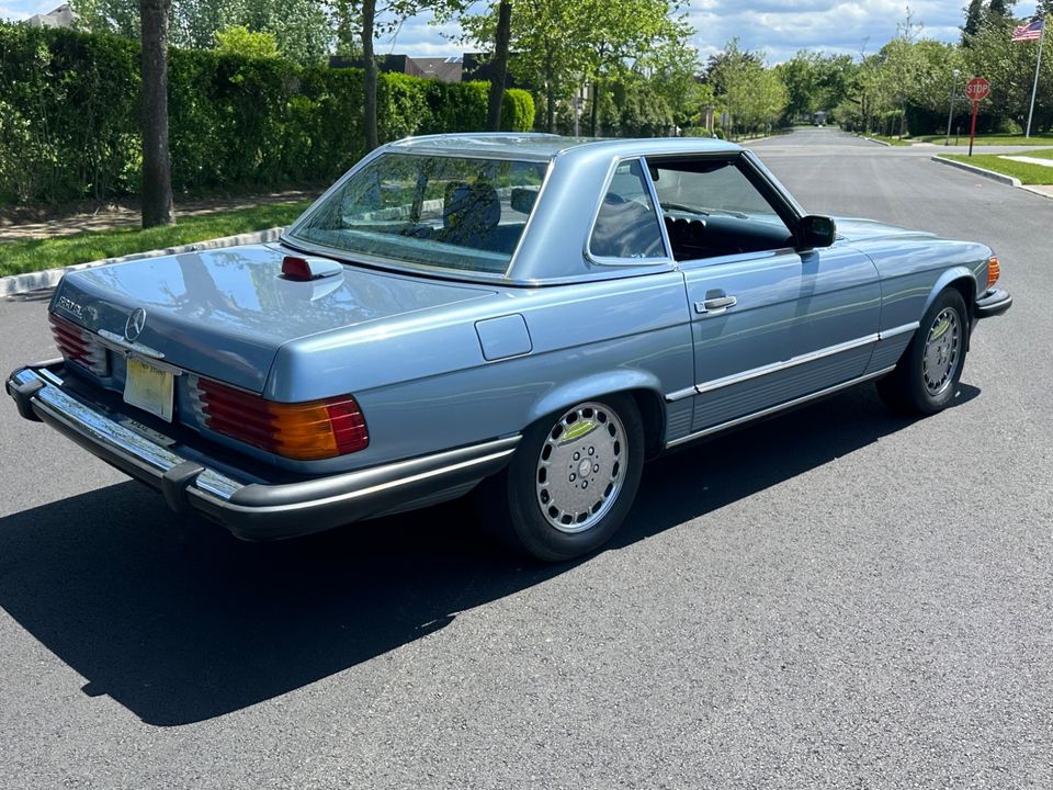 1986 Mercedes-Benz 560SL