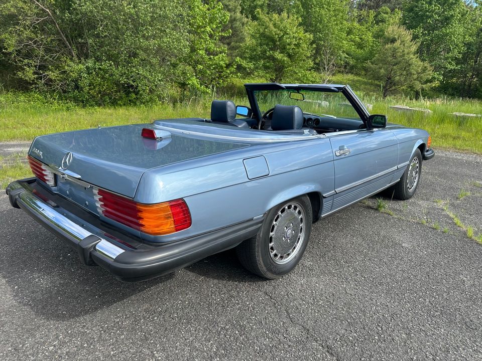 1986 Mercedes-Benz 560SL