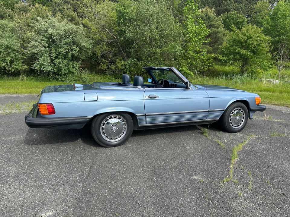 1986 Mercedes-Benz 560SL