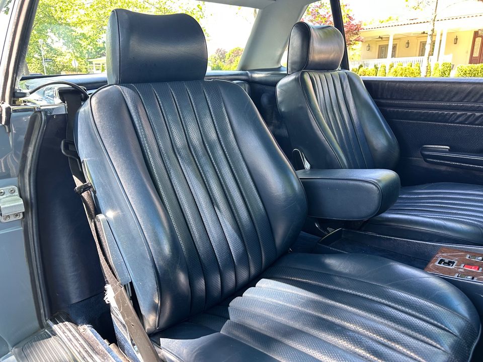 1986 Mercedes-Benz 560SL