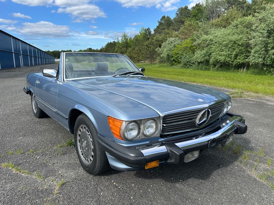 1986 Mercedes-Benz 560SL
