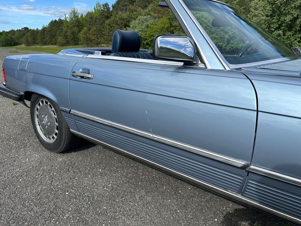 1986 Mercedes-Benz 560SL