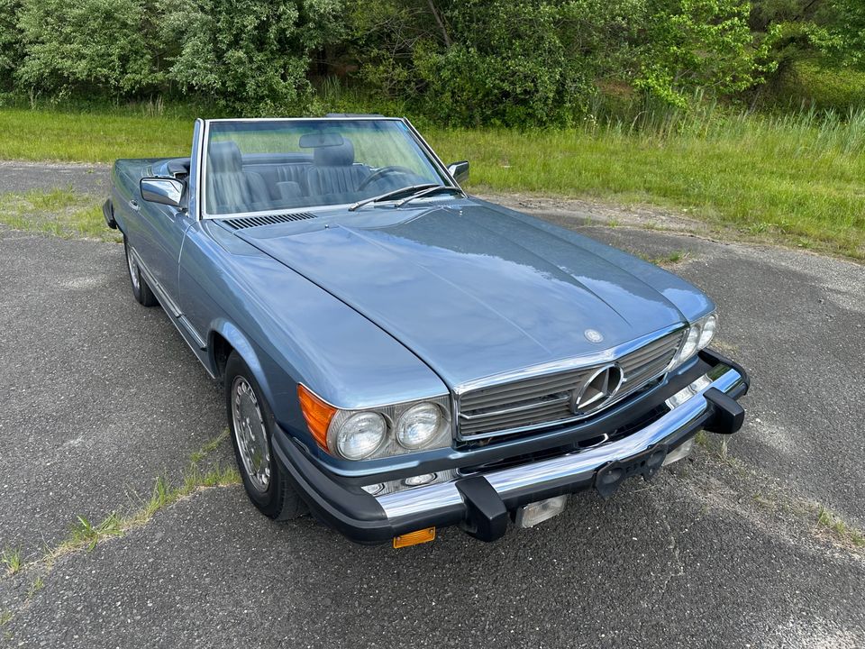 1986 Mercedes-Benz 560SL