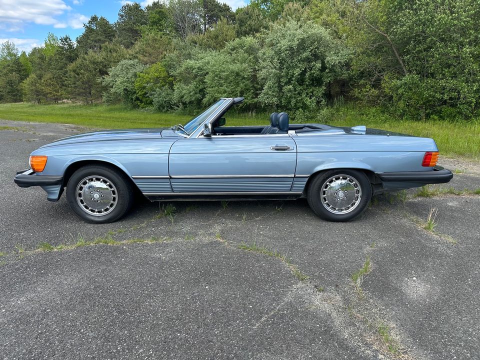 1986 Mercedes-Benz 560SL