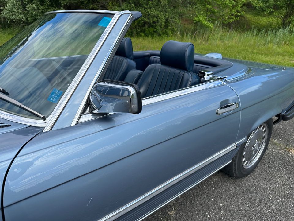 1986 Mercedes-Benz 560SL
