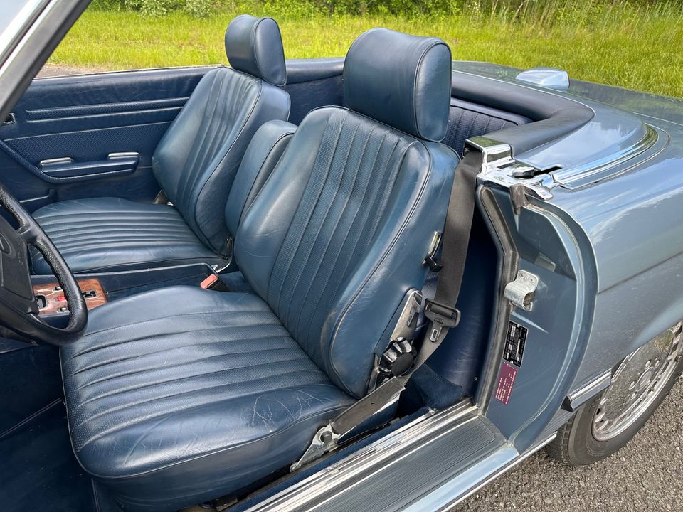 1986 Mercedes-Benz 560SL