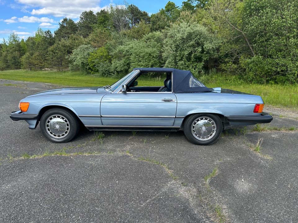 1986 Mercedes-Benz 560SL