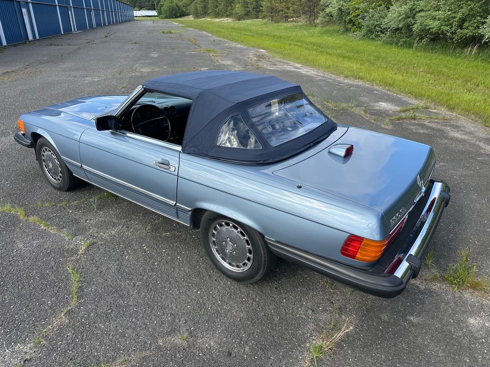 1986 Mercedes-Benz 560SL