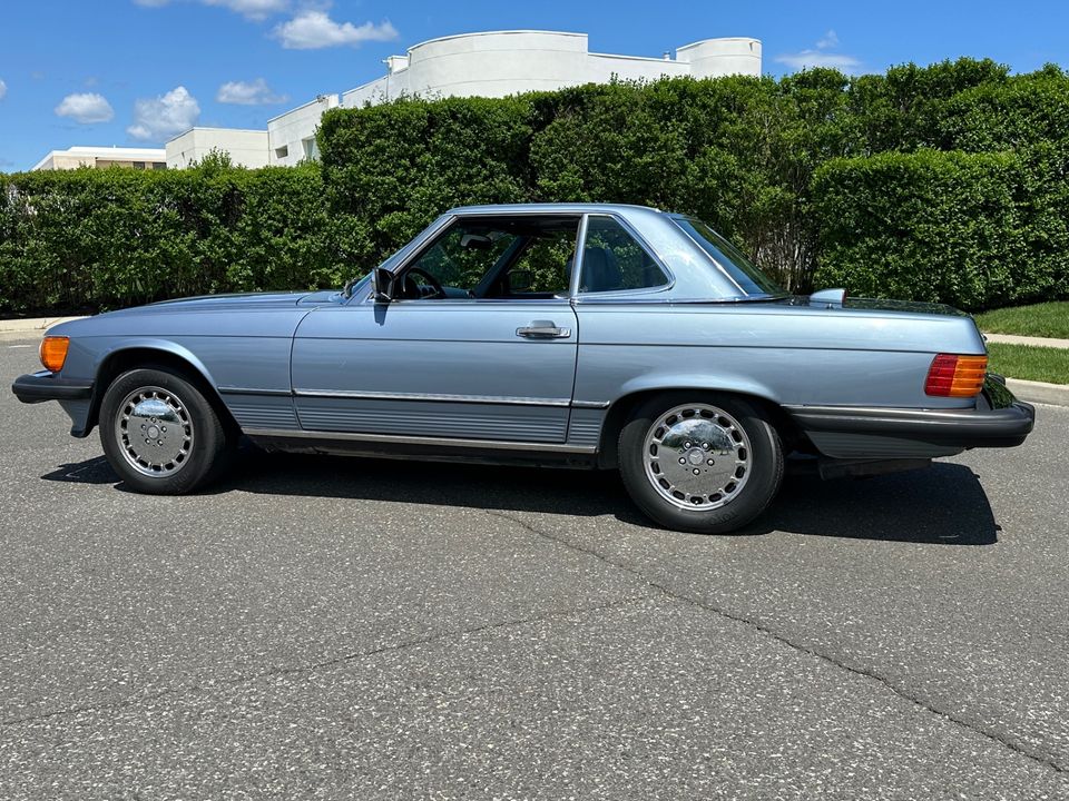 1986 Mercedes-Benz 560SL
