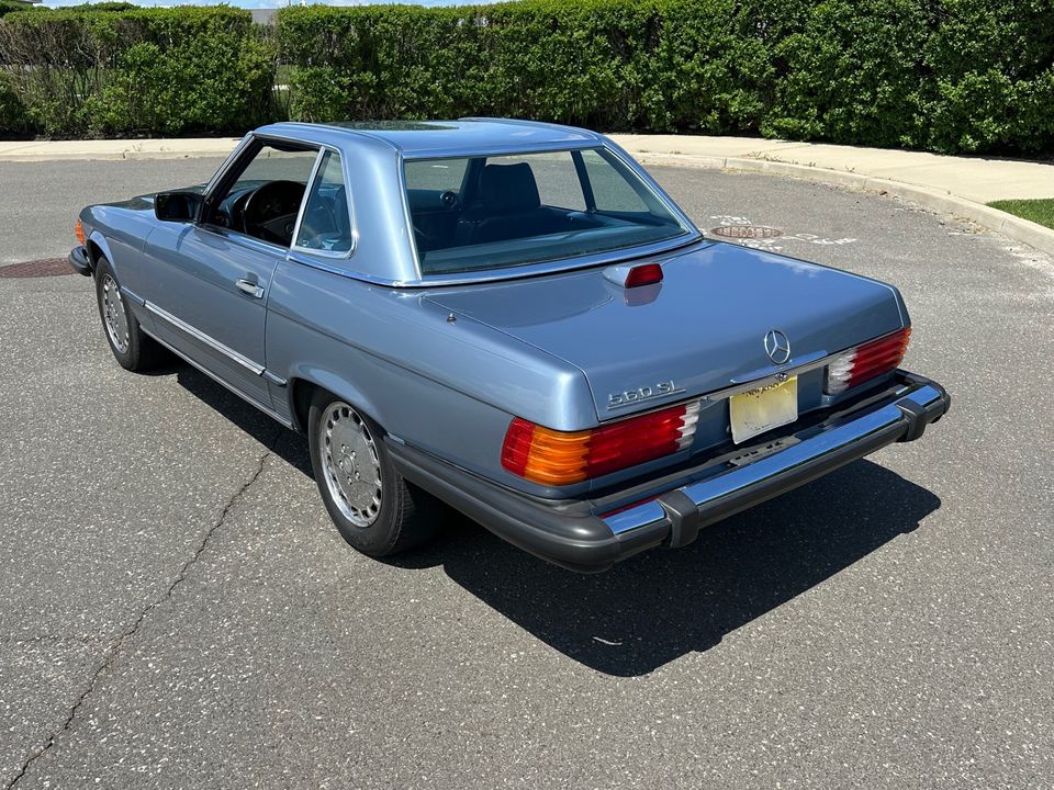 1986 Mercedes-Benz 560SL