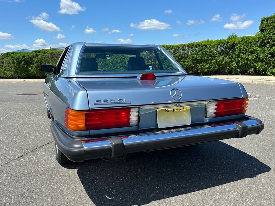 1986 Mercedes-Benz 560SL