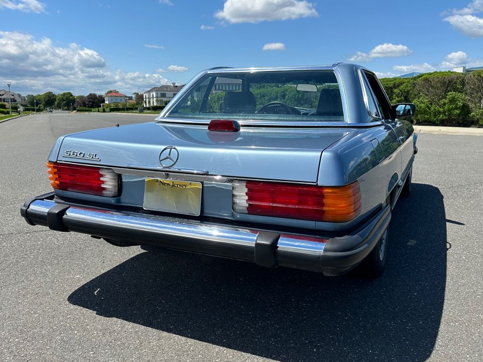 1986 Mercedes-Benz 560SL