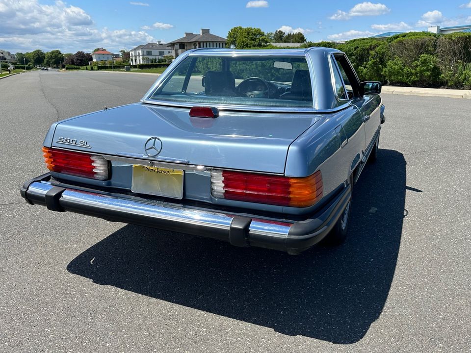 1986 Mercedes-Benz 560SL