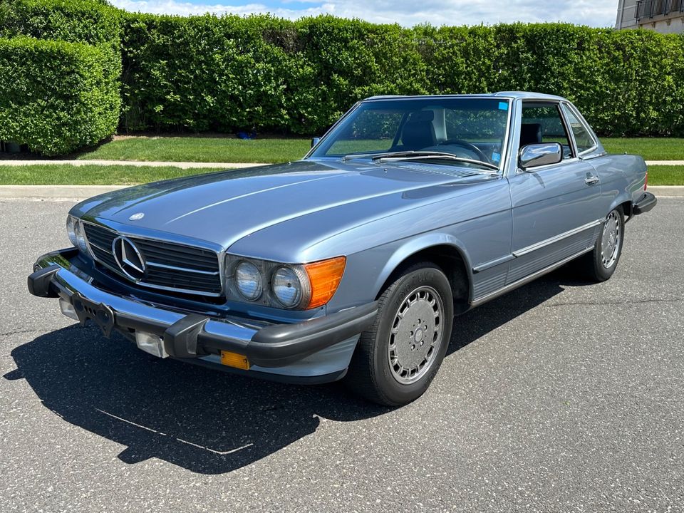 1986 Mercedes-Benz 560SL