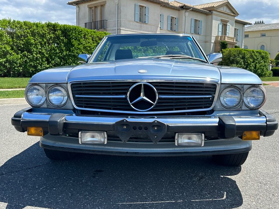 1986 Mercedes-Benz 560SL