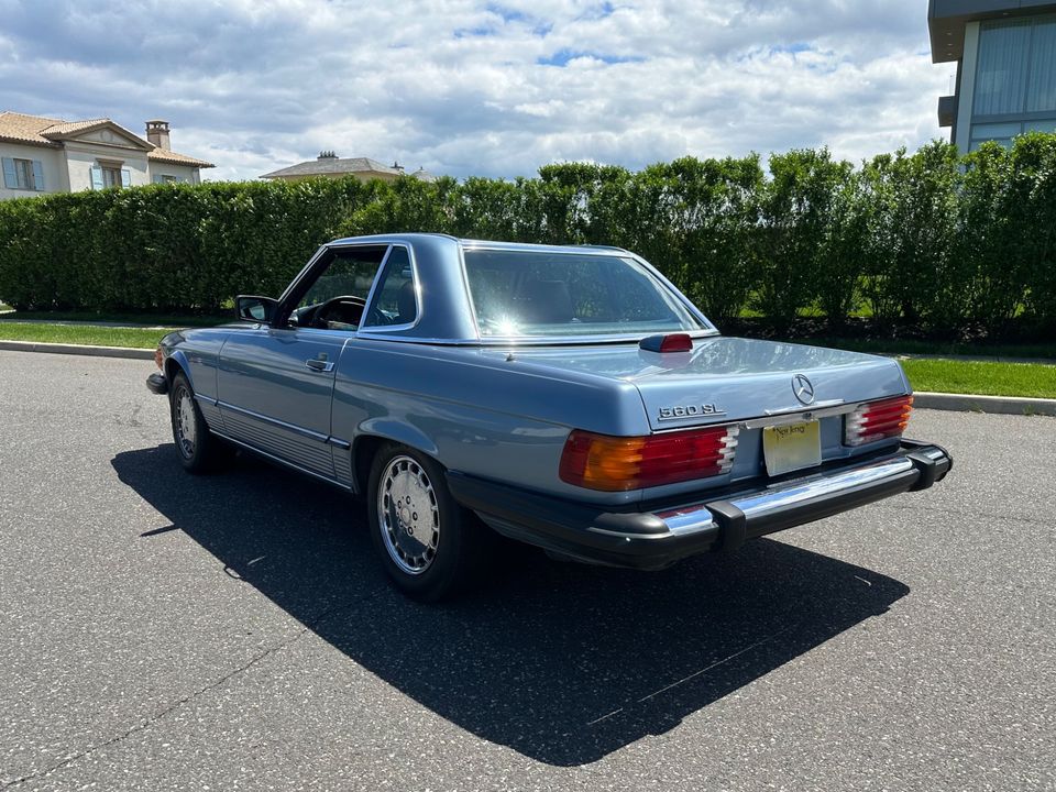1986 Mercedes-Benz 560SL