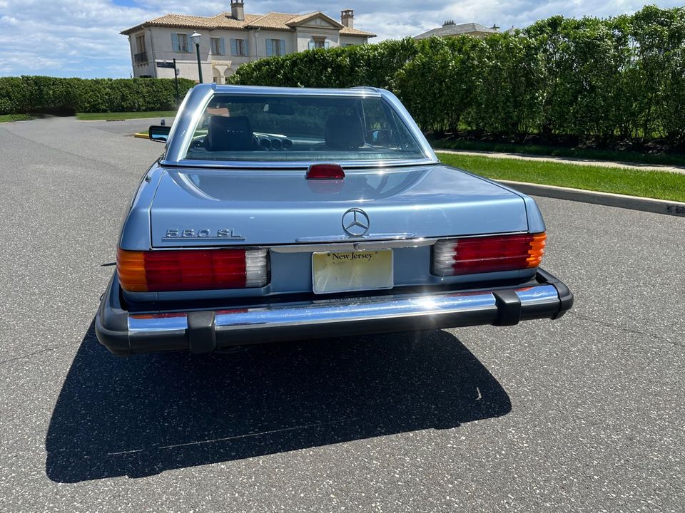 1986 Mercedes-Benz 560SL