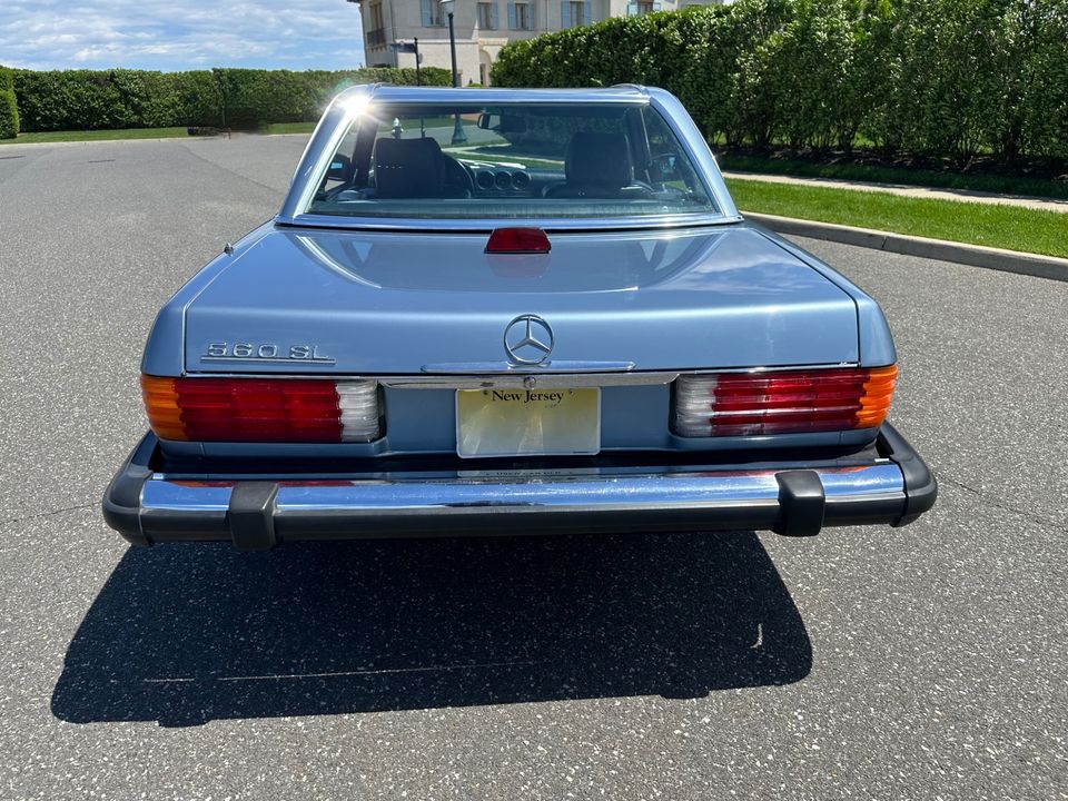 1986 Mercedes-Benz 560SL