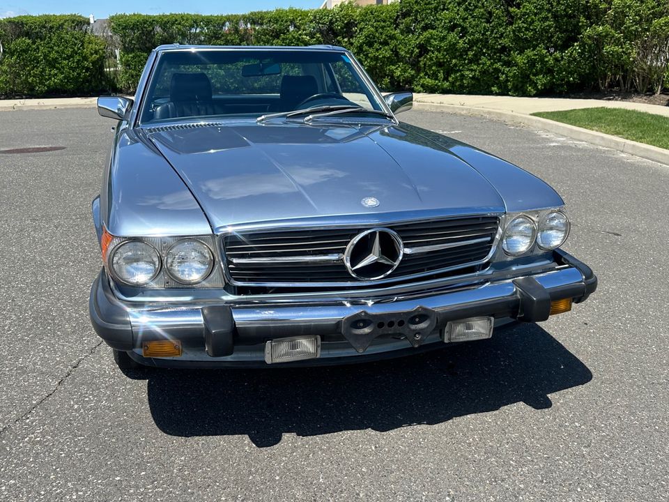 1986 Mercedes-Benz 560SL