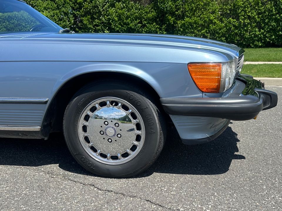 1986 Mercedes-Benz 560SL